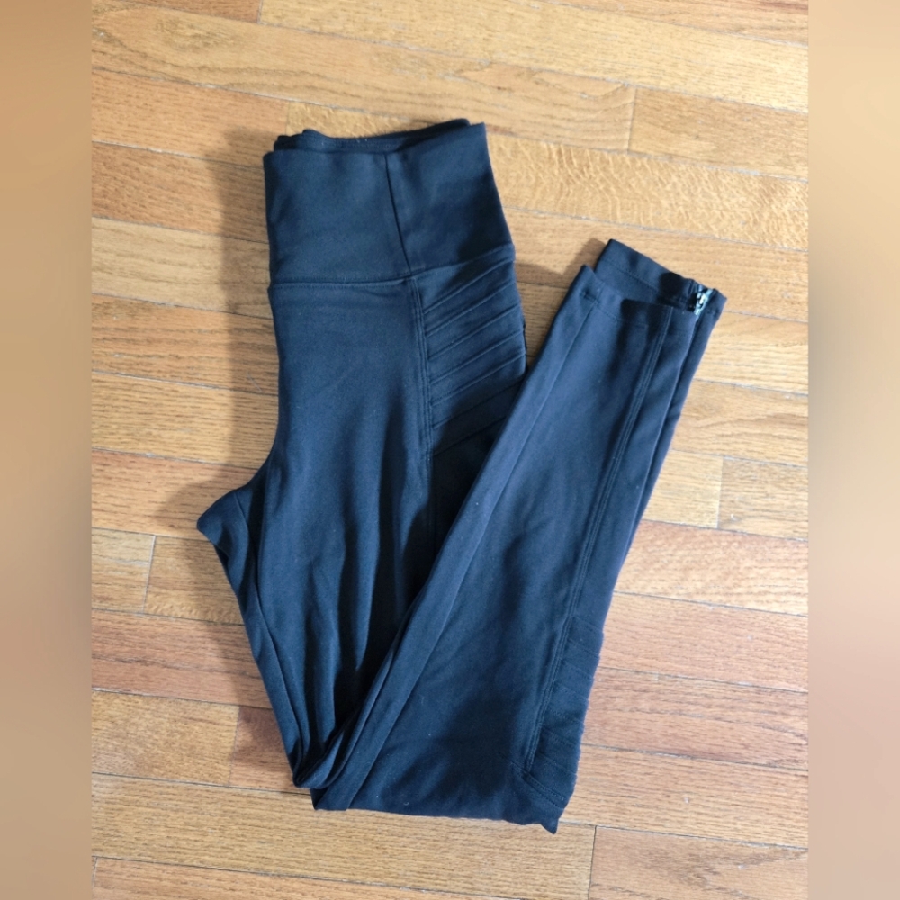 Athleta Delancy Moto Tight